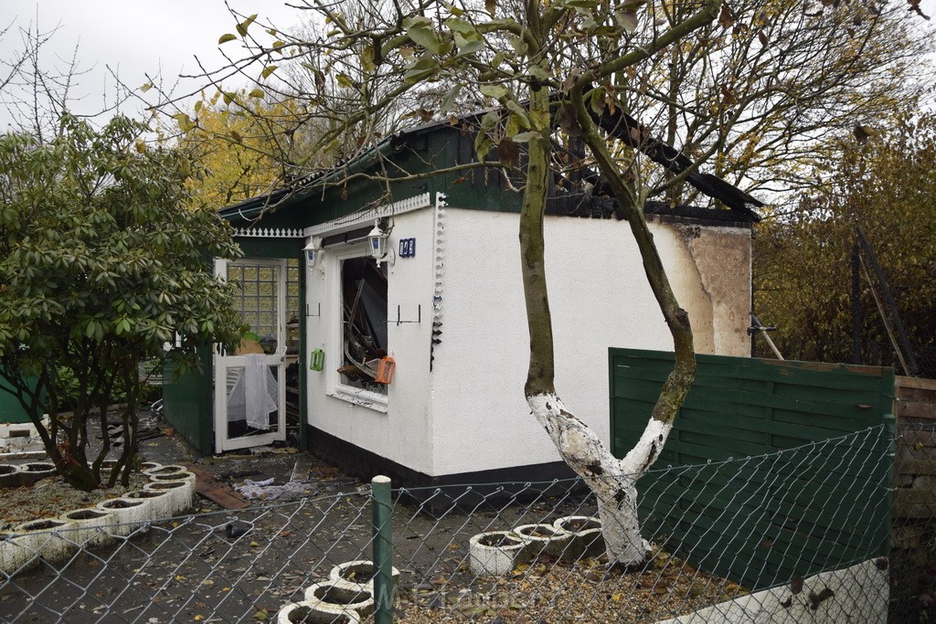 Wieder Laubenbraende Koeln Fuehlingen Kriegerhofstr P018.JPG - Miklos Laubert